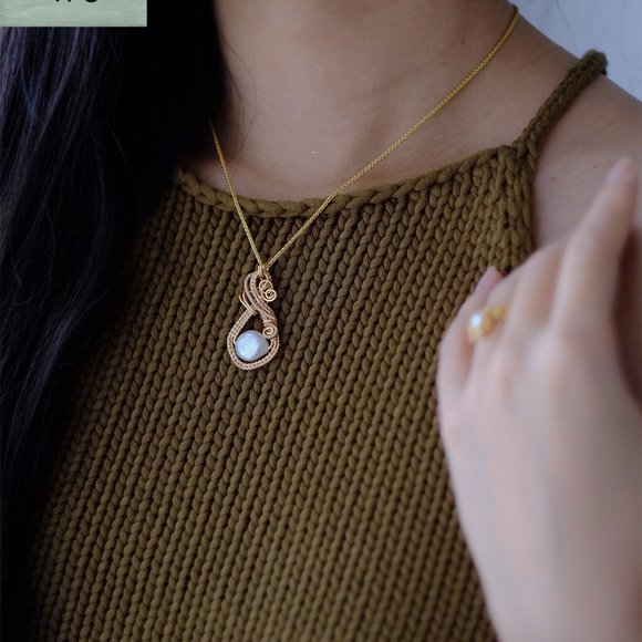 VINTAGE FRANÇAIS | Dainty Genuine Baroque Freshwat - Picture 6 of 16